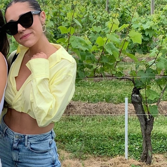 Zara Cropped Shirt - Picture 2 of 4